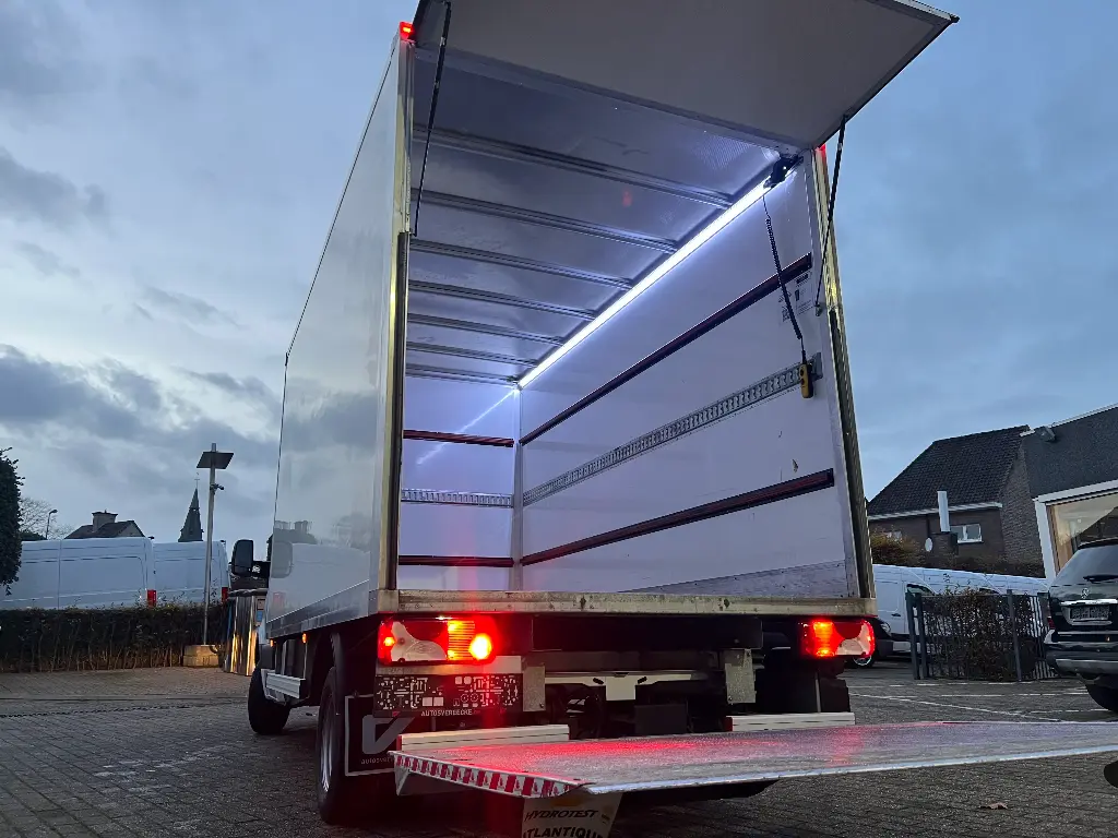 Meubelbak met laadklep 
